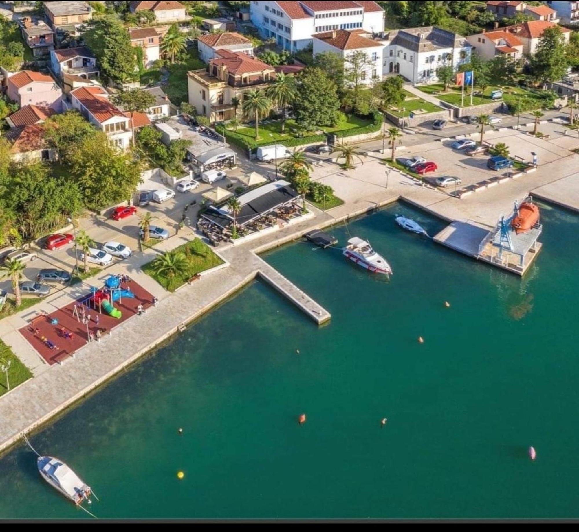 Bay Mola Home Kotor Kültér fotó